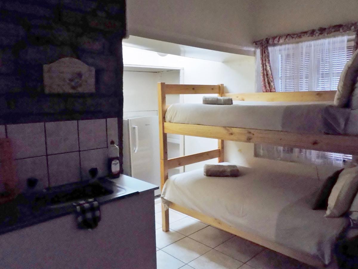 Sutherland Guest House ภายนอก รูปภาพ